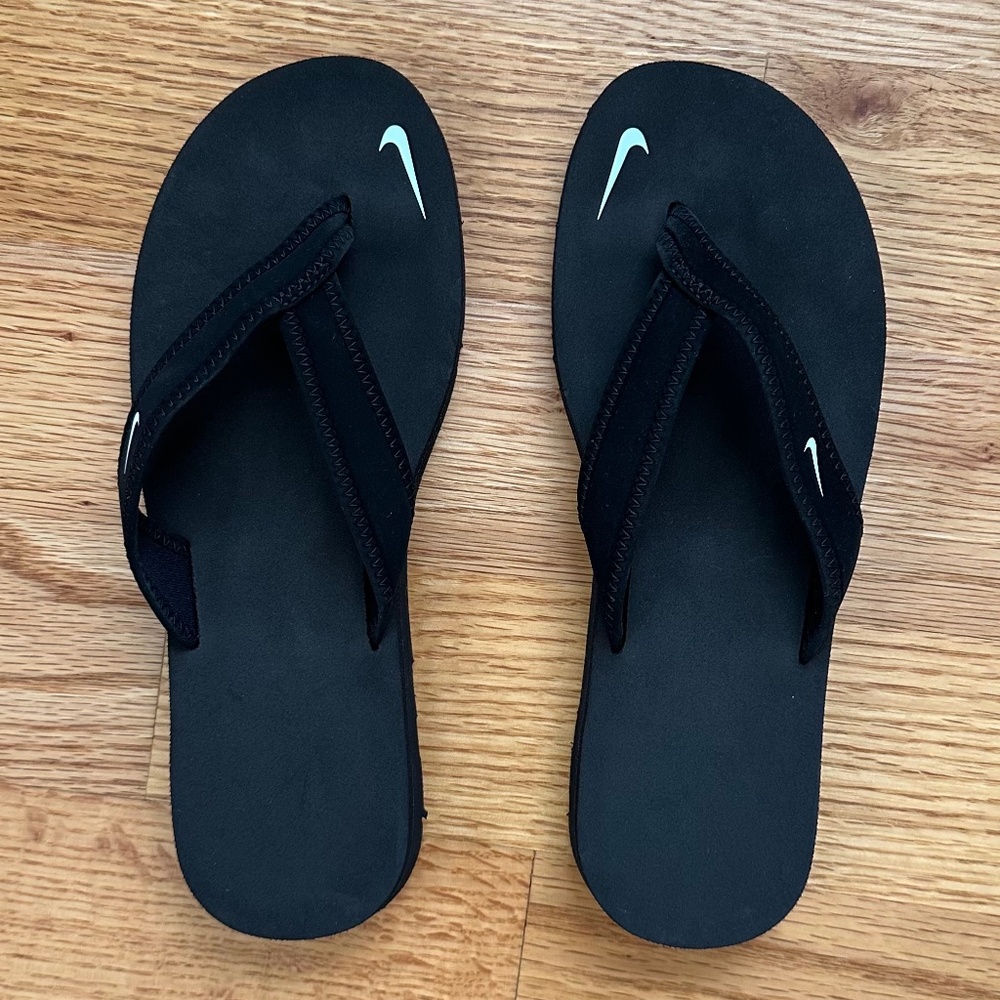 Nike Celso Girl Flip Flop Sandals